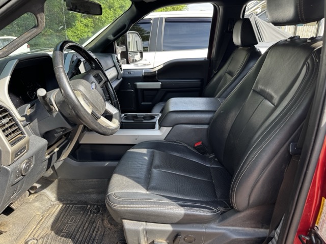 Used 2022 Ford F350 Lariat w/ Black Appearance Package AWD/4WD image 9
