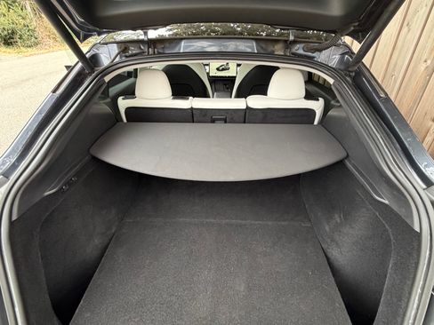 Used 2023 Tesla Model Y Performance image 18