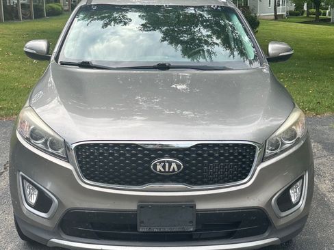 Used 2017 Kia Sorento EX w/ EX Premium Package AWD/4WD image 1
