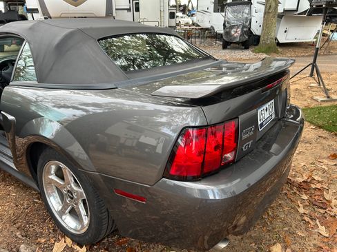 Used 2003 Ford Mustang GT Premium image 8