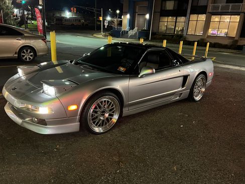 Used 1993 Acura NSX RWD image 4
