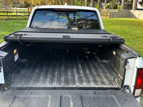 Used 2024 Honda Ridgeline RTL image 11