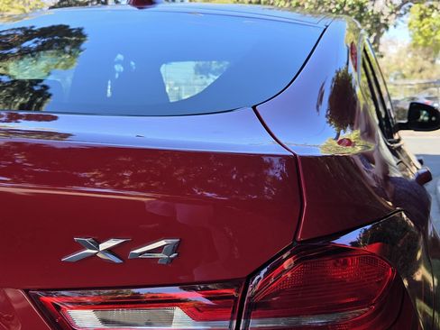 Used 2017 BMW X4 xDrive28i image 9