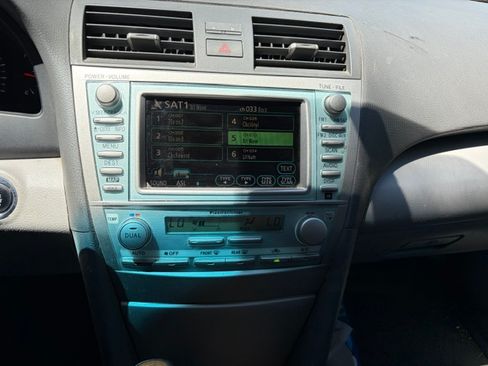 Used 2007 Toyota Camry XLE FWD image 11