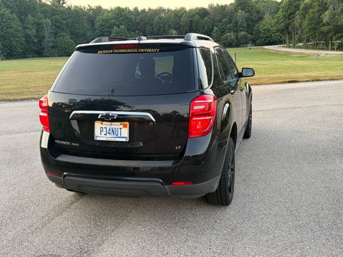 Used 2017 Chevrolet Equinox LT w/ Midnight Edition AWD/4WD image 4