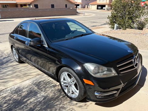 Used 2014 Mercedes-Benz C 250 Sedan image 1