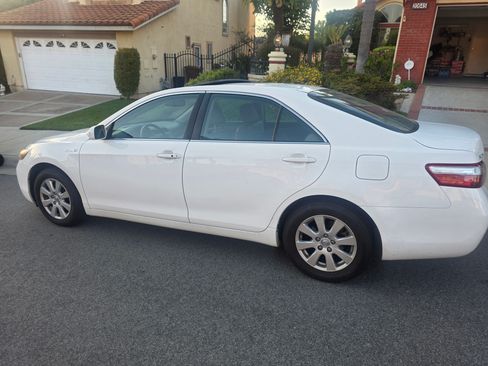 Used 2009 Toyota Camry Hybrid FWD image 4