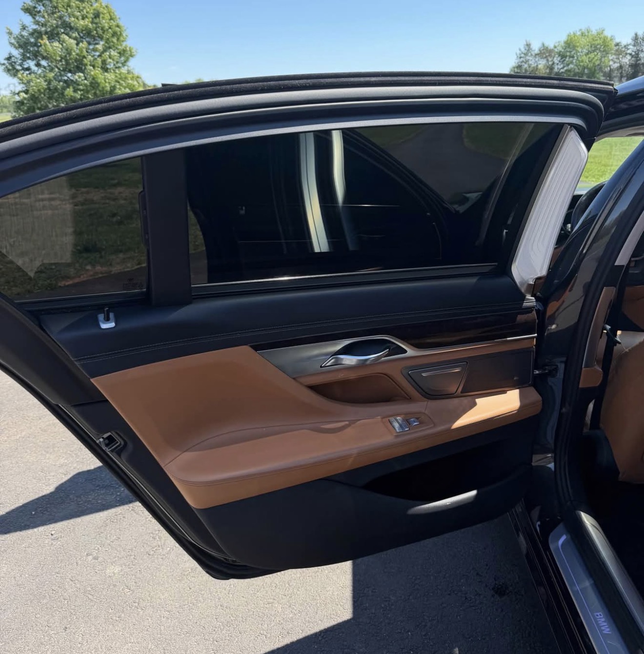 Used 2016 BMW 750i xDrive AWD/4WD image 8