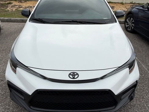 Used 2022 Toyota Corolla SE w/ Carpet Mat Package (TMS) image 1