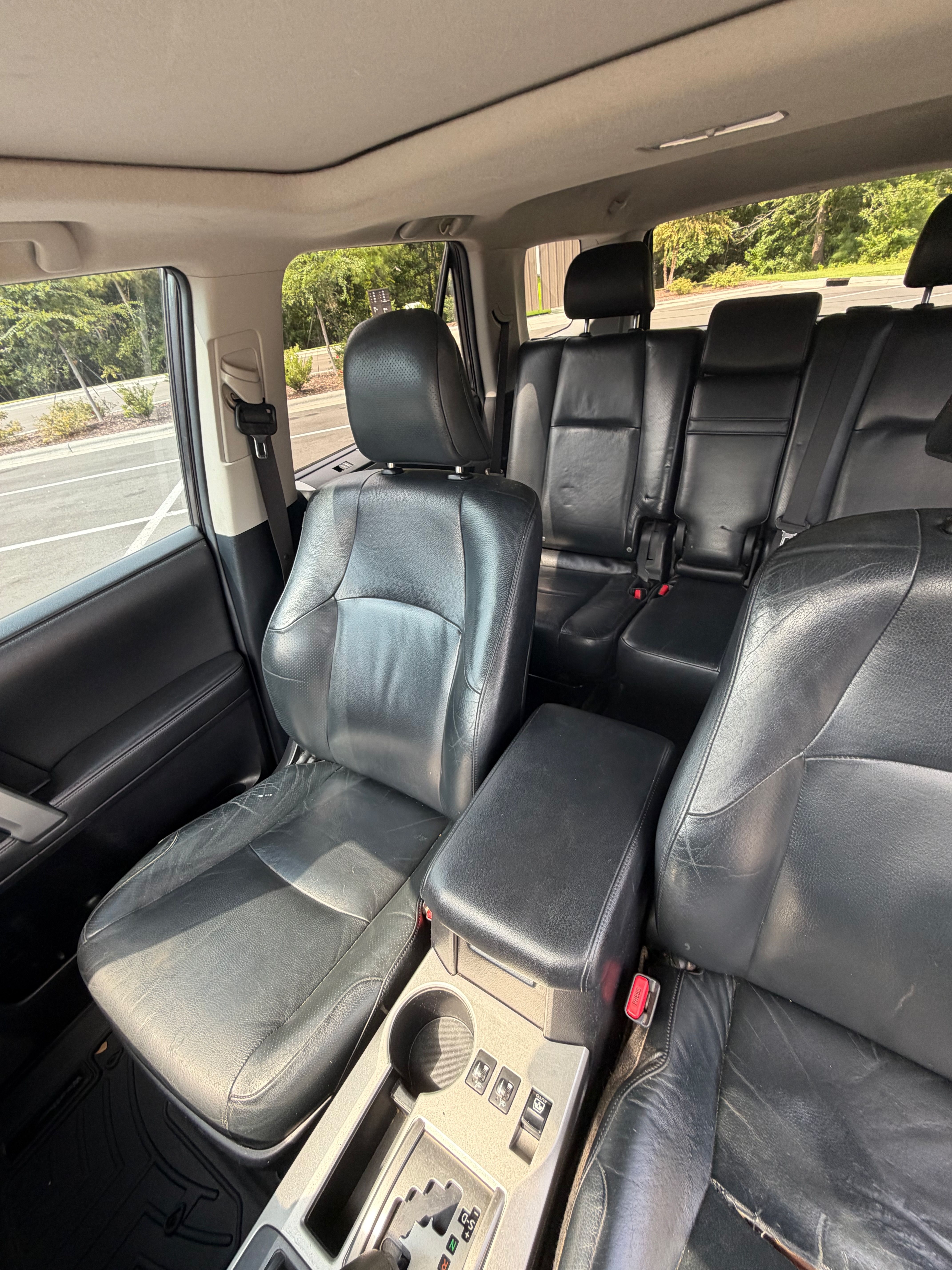 Used 2011 Toyota 4Runner Limited AWD/4WD image 13