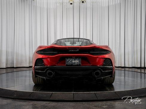 Used 2020 McLaren GT RWD image 10