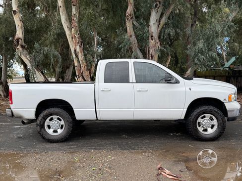 Used 2005 Dodge Ram 2500 Truck SLT w/ Quad Cab Big Horn Value Group image 8