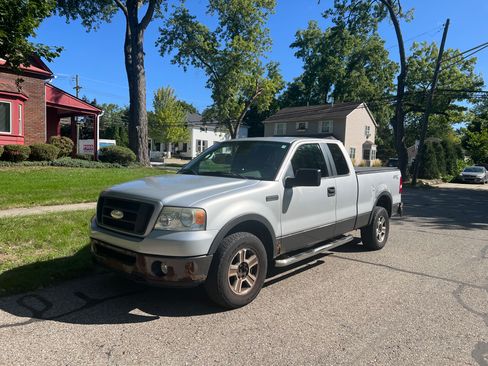Used 2008 Ford F150 STX AWD/4WD image 6