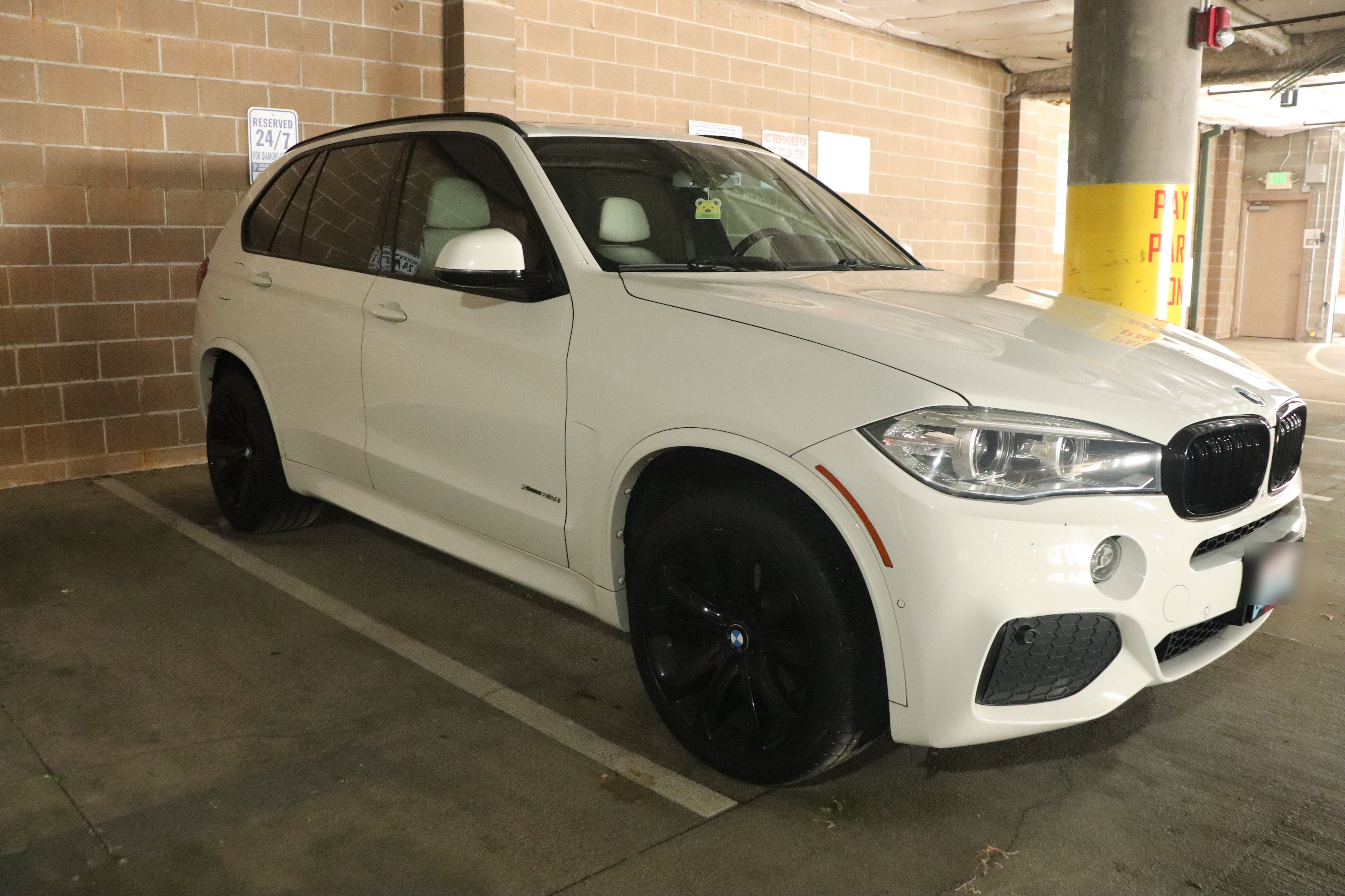 Used 2016 BMW X5 xDrive35i AWD/4WD image 1