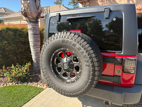 Used 2012 Jeep Wrangler Sport image 4