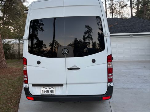 Used 2013 Mercedes-Benz Sprinter 2500 image 5