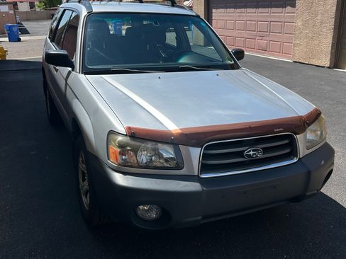 Used 2005 Subaru Forester 2.5X AWD/4WD image 2