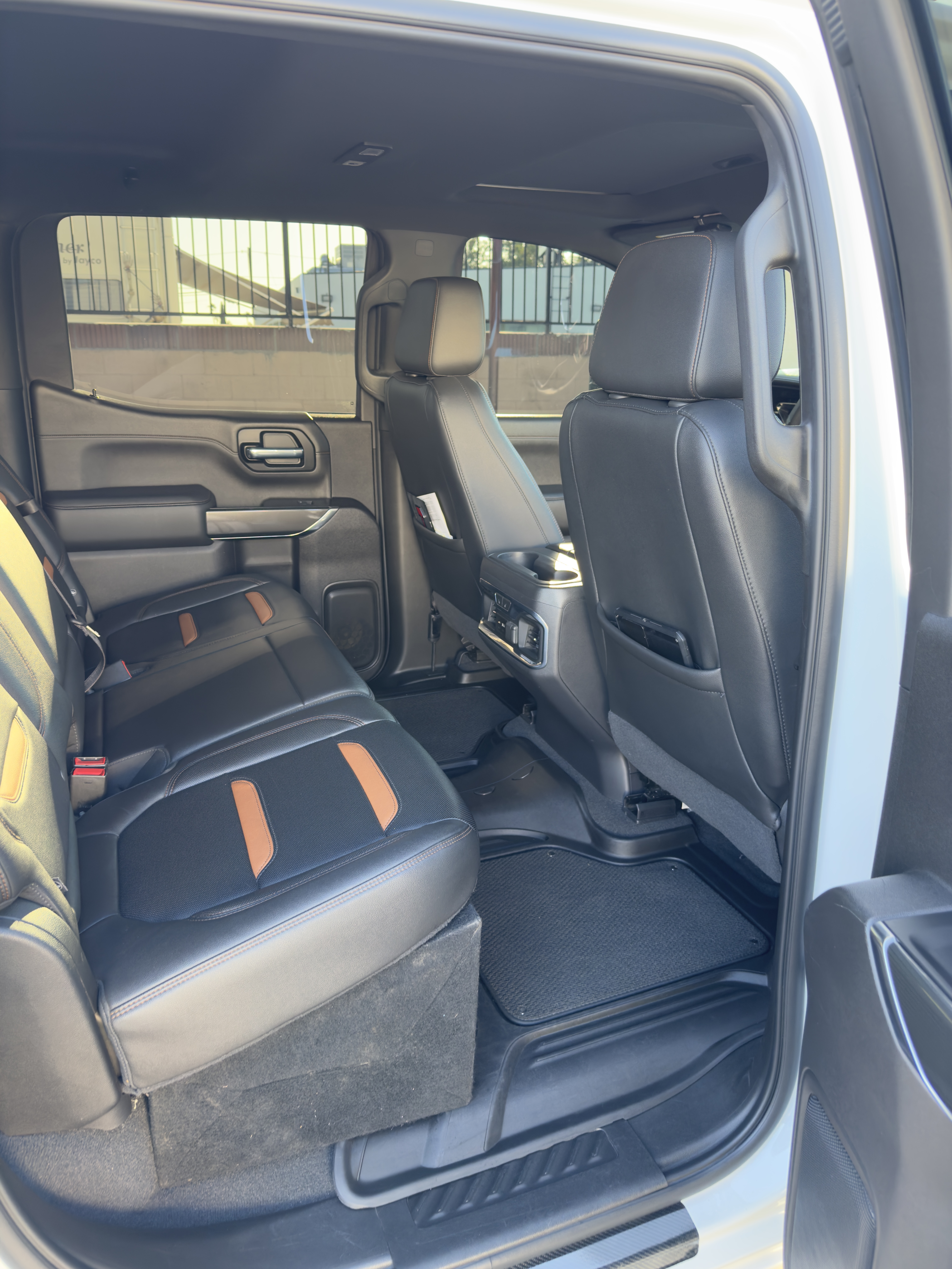 Used 2020 GMC Sierra 1500 AT4 w/ AT4 Premium Package AWD/4WD image 14