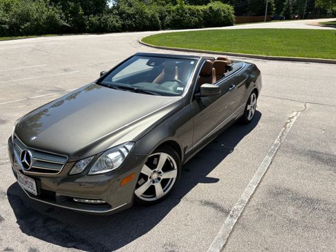 Used 2013 Mercedes-Benz E 350 Cabriolet image 16