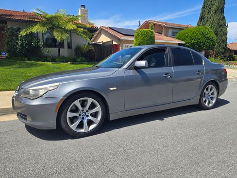 Used 2009 BMW 535i Sedan RWD image 4
