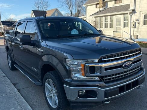 Used 2019 Ford F150 XLT w/ Equipment Group 302A Luxury image 11