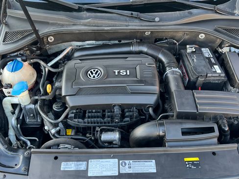Used 2016 Volkswagen Passat 1.8T SE image 9