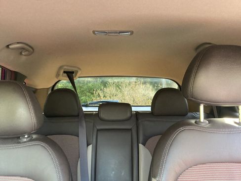 Used 2012 Hyundai Tucson GLS image 9