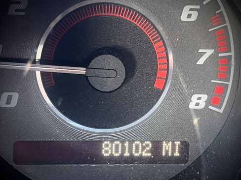 Used 2008 Pontiac Solstice GXP w/ Premium Package image 8