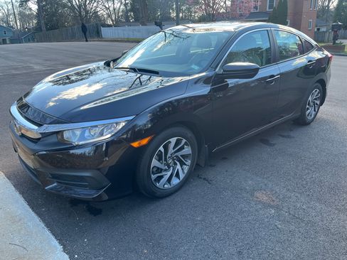 Used 2016 Honda Civic EX image 12