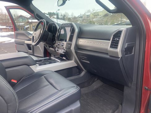 Used 2022 Ford F250 Lariat w/ Tremor Off-Road Package image 20