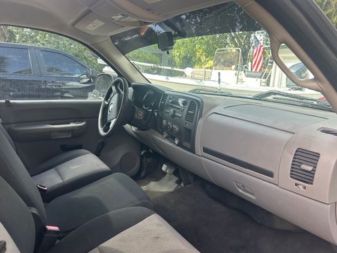 Used 2008 Chevrolet Silverado 1500 W/T w/ Towing Package image 14