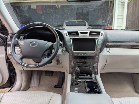 Used 2007 Lexus LS 460 image 11