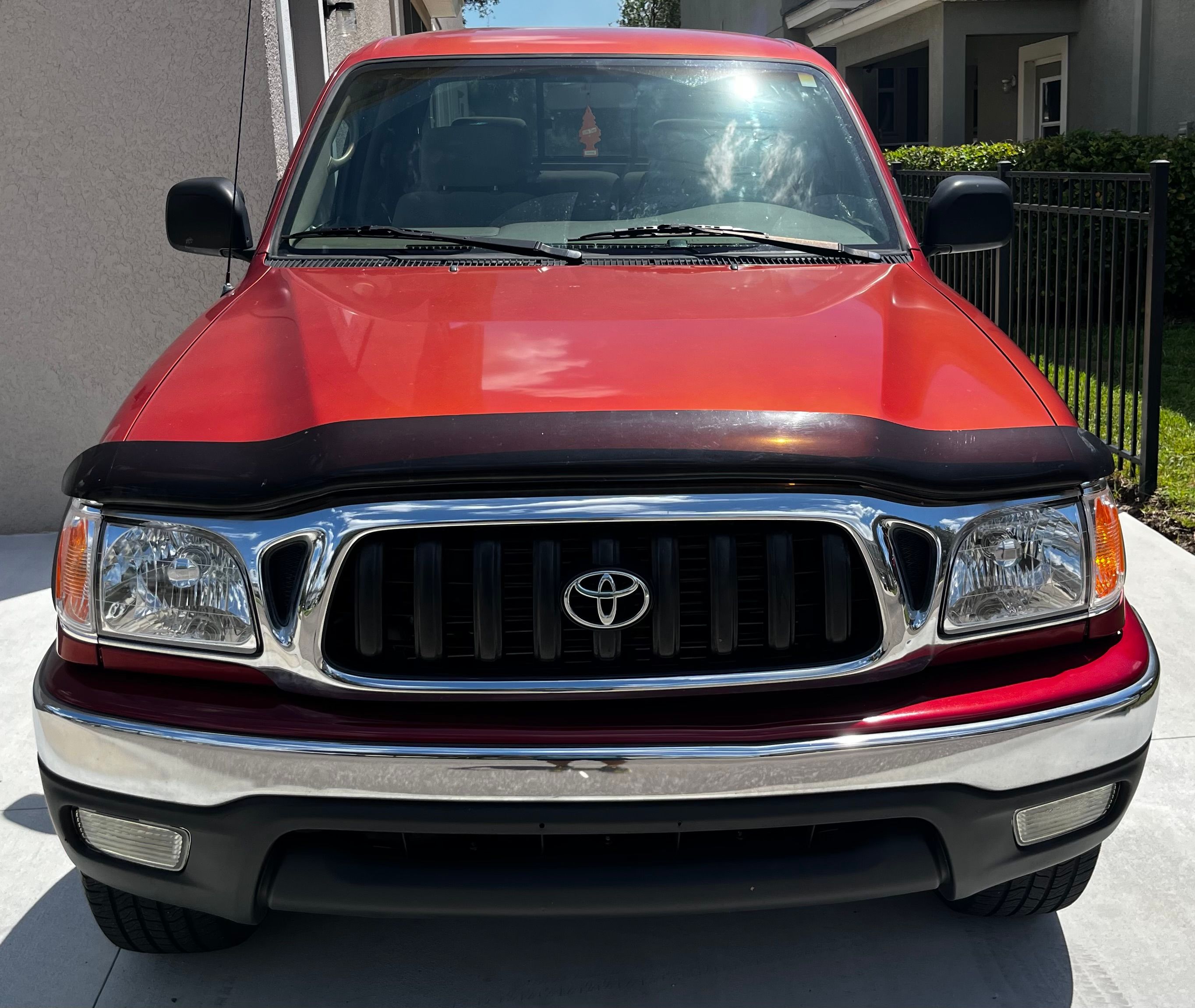 Used 2001 Toyota Tacoma PreRunner w/ SR5 Pkg w/ Chrome Pkg RWD image 2