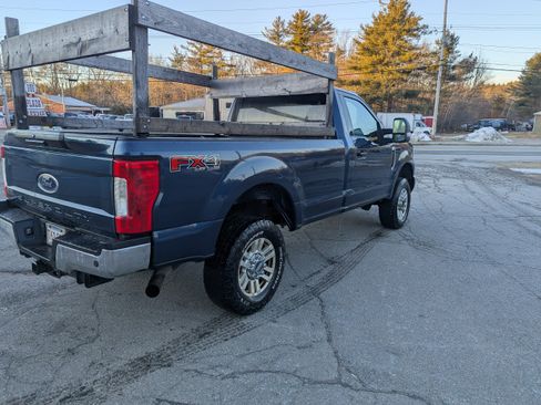 Used 2019 Ford F250 XLT w/ XLT Value Package image 12