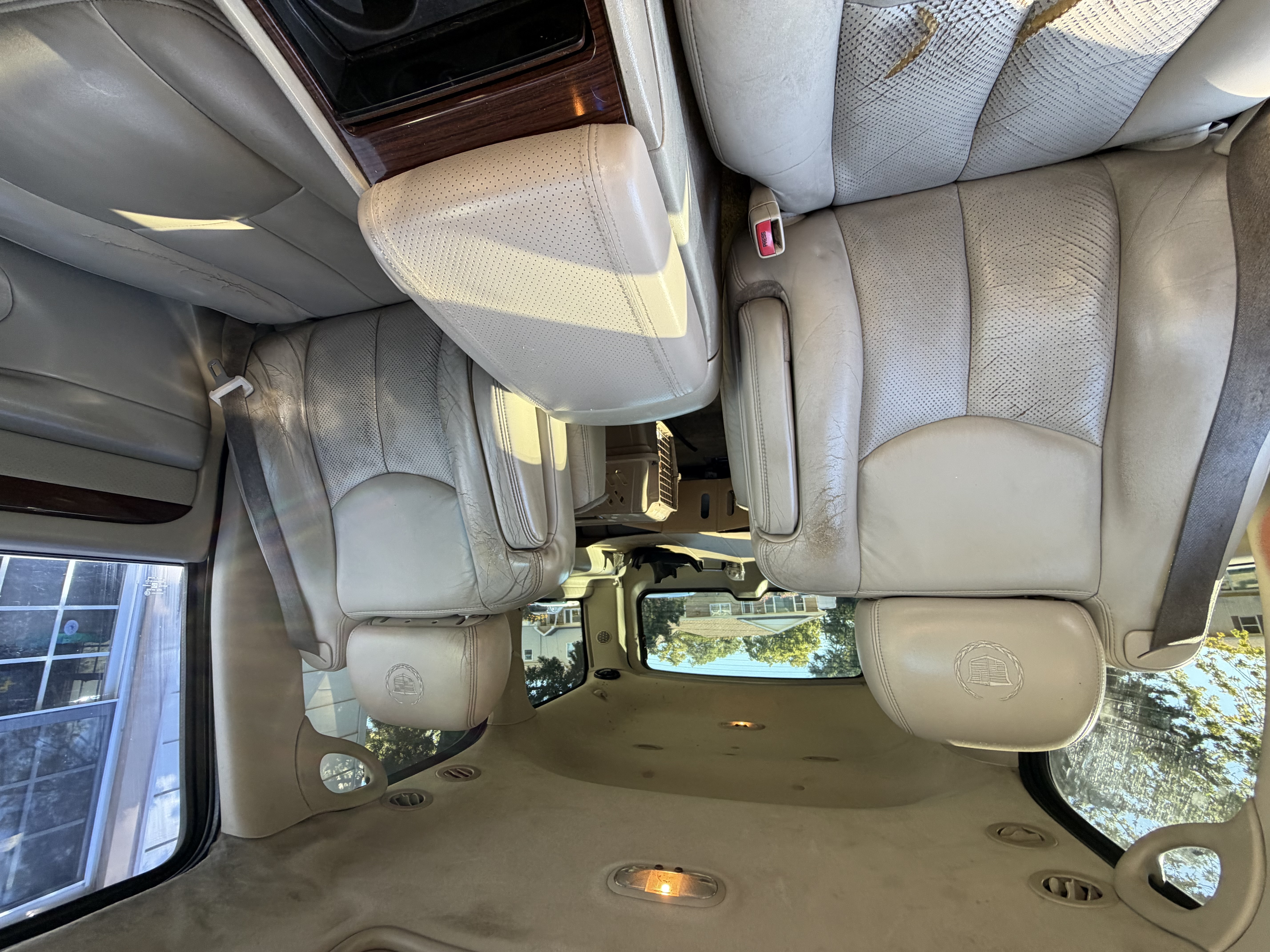 Used 2003 Cadillac Escalade AWD w/ Marketing Vehicle Package image 12
