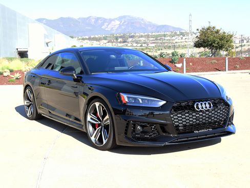 Used 2018 Audi RS 5 w/ Dynamic Plus Package image 4