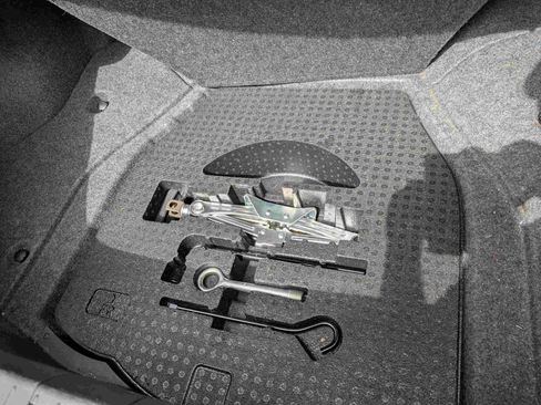 Used 2013 Acura TL image 10