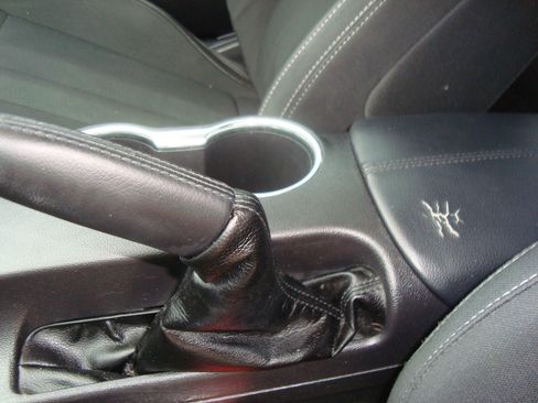 Used 2019 Ford Mustang GT image 14