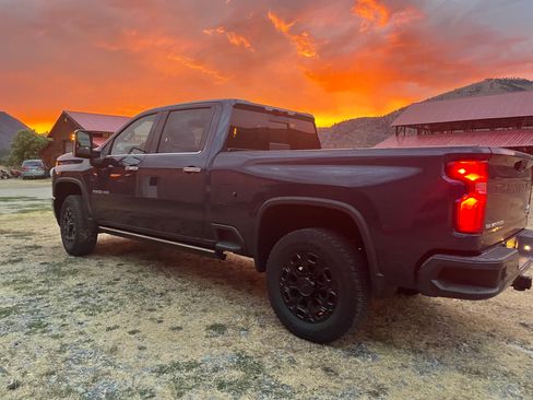 Used 2022 Chevrolet Silverado 3500 High Country image 6