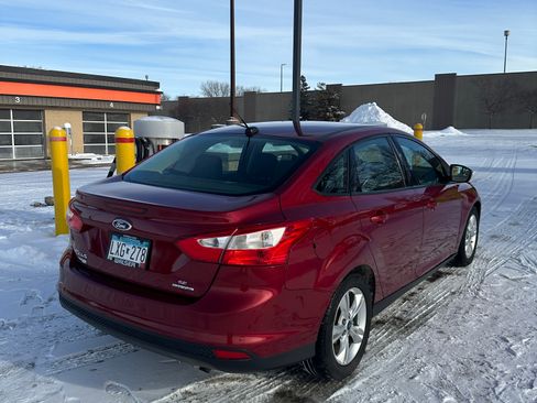 Used 2014 Ford Focus SE w/ SE Winter Package image 11