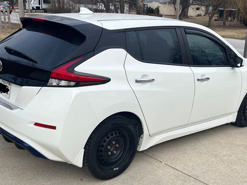 Used 2018 Nissan Leaf S w/ S Charge Package image 2