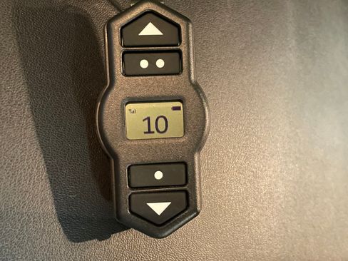 Used 2016 Ford F250 Lariat w/ Lariat Ultimate Package image 21