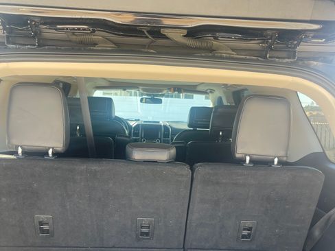 Used 2018 Ford Expedition Platinum image 6