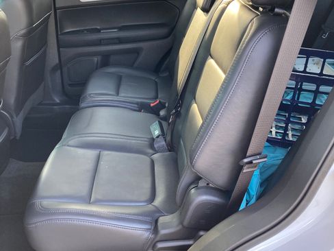 Used 2014 Ford Explorer XLT w/ Equipment Group 202A image 22