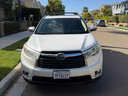 Used 2016 Toyota Highlander Limited w/ Driver Technology Package