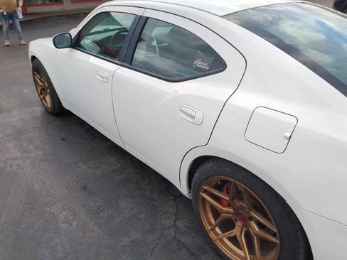 Used 2010 Dodge Charger R/T image 5