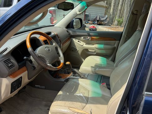 Used 2006 Lexus GX 470 470 Sport Utility 4D image 2