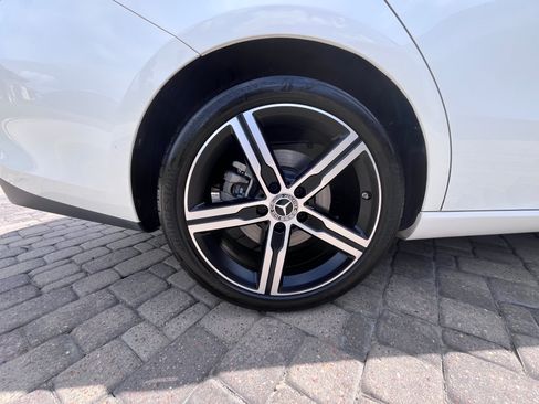 Used 2021 Mercedes-Benz CLA 250 image 19