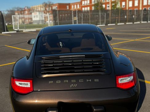 Used 2011 Porsche 911 Carrera S image 6