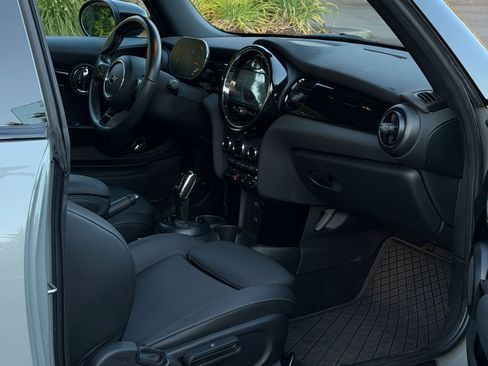 Used 2023 MINI Cooper S FWD image 14